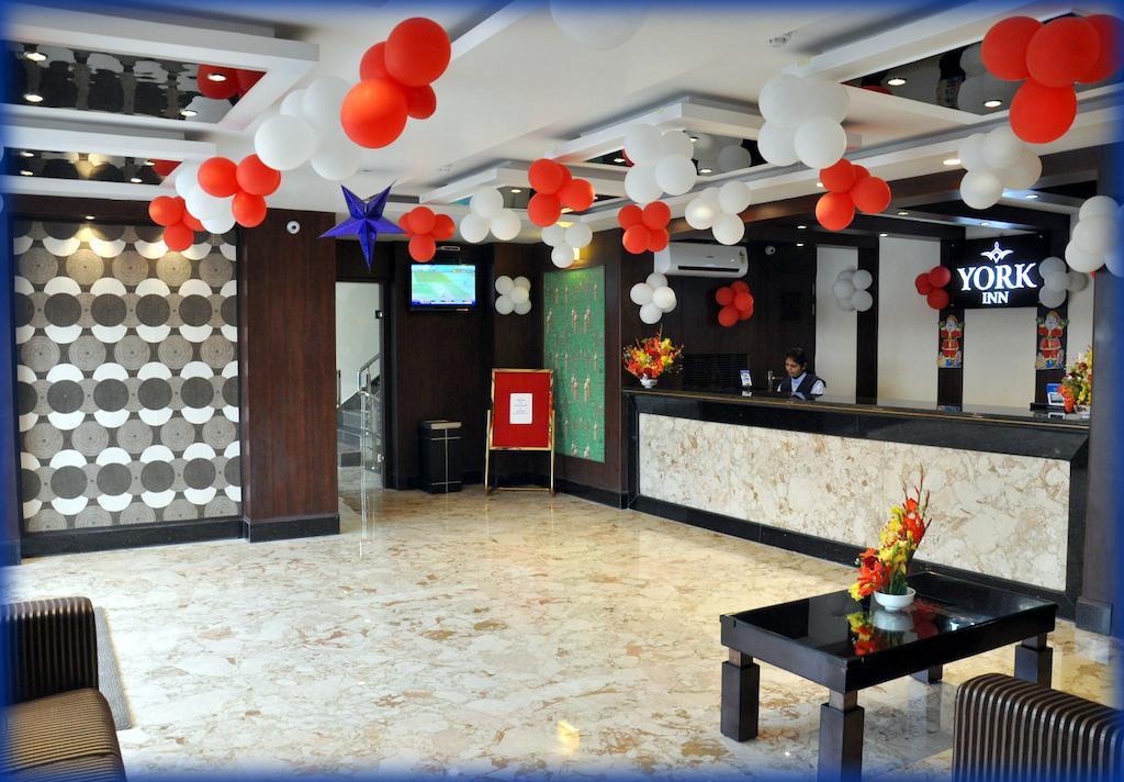 Hotel York 3*