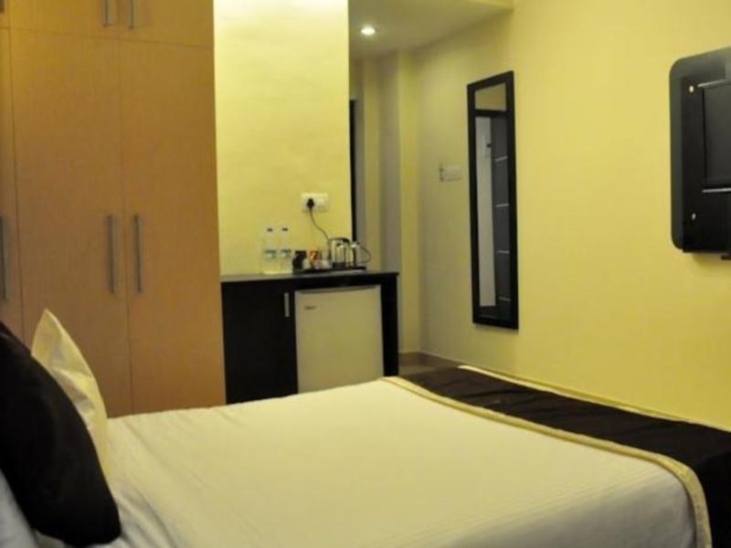 York Hotel 3*