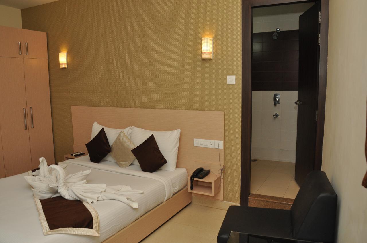 York Hotel Lucknow