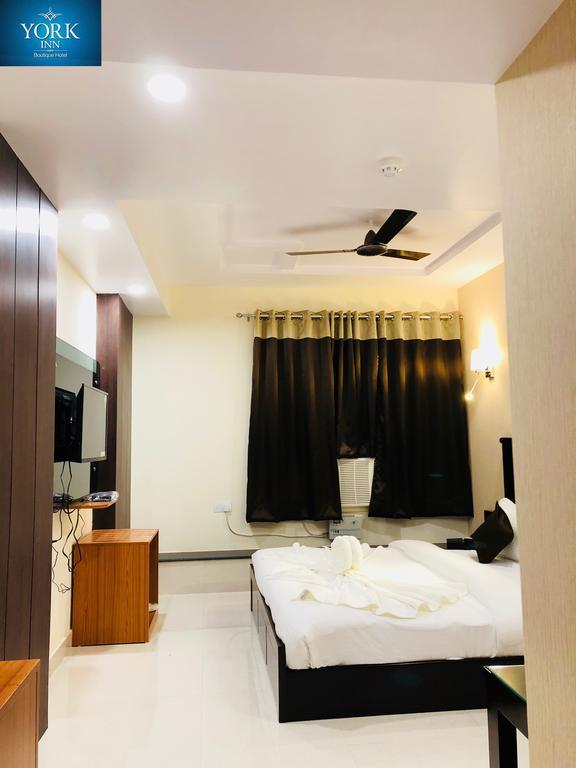 Hotel York 3*